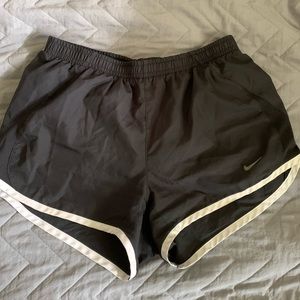Black Nike shorts
